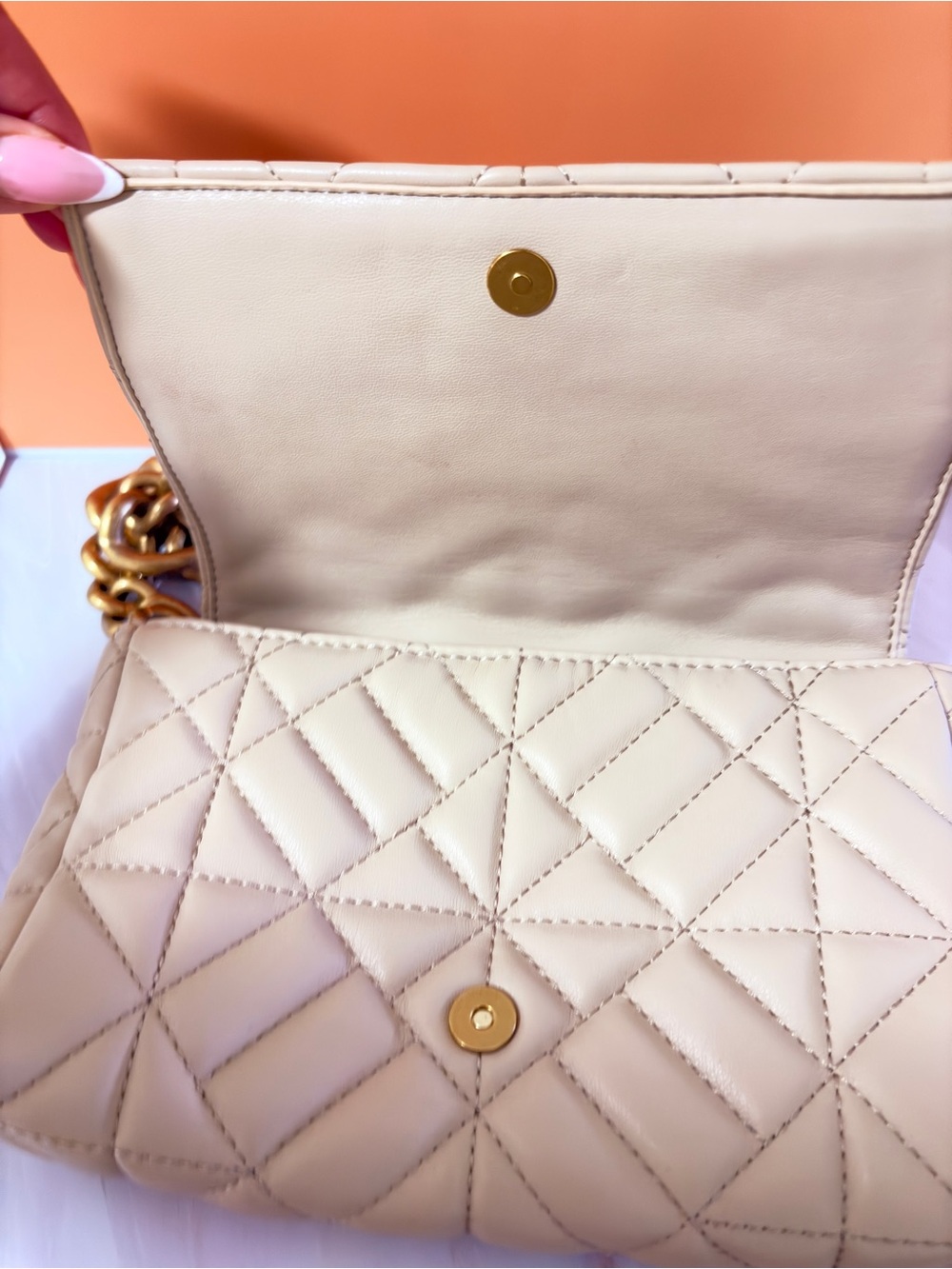 Quilted Shoulder Bag with Gold Chain - Beige - Picture 2 of 6